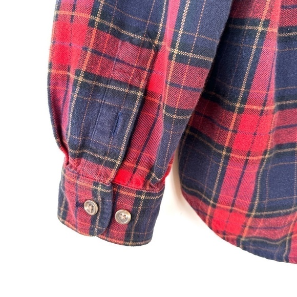 Ralph Lauren button down  shirt with long sleeves in 💯 cotton flannel, plaid - Picture 8 of 11
